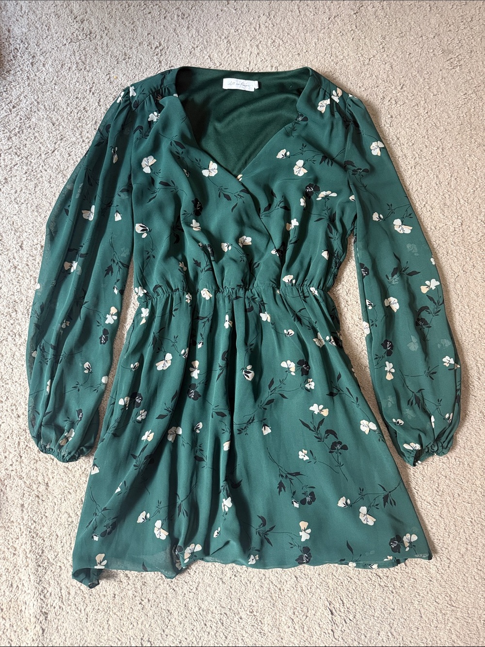 Women's Green Floral Long-Sleeve Dress